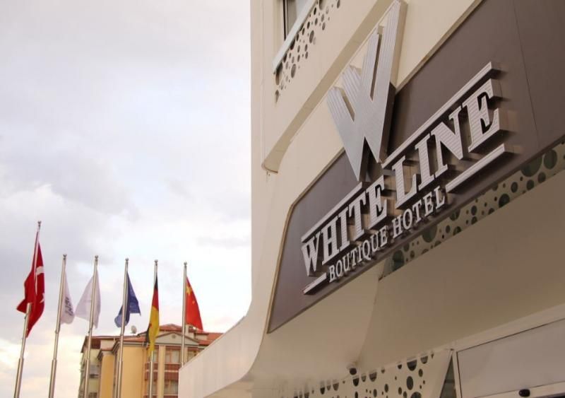 White Line Boutique Hotel - 1