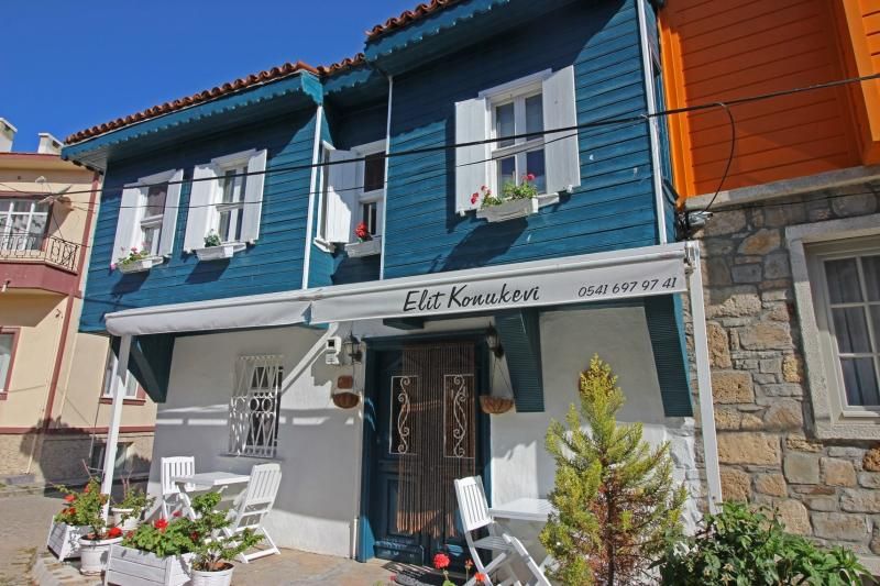 Elit Konukevi