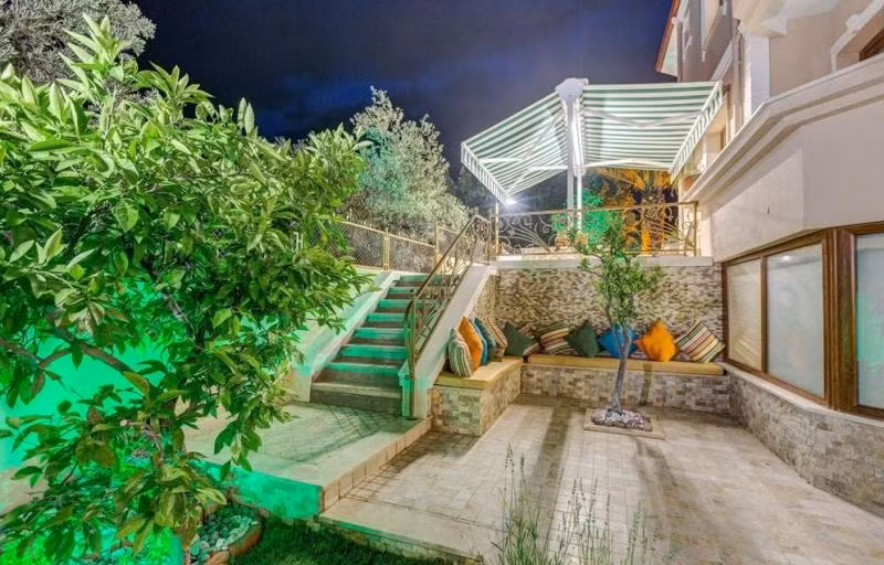 Cunda Özerbey Konağı +13 Adult Only — 6