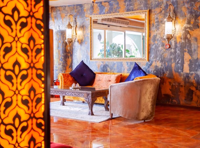 AlaHan Hotel - 2