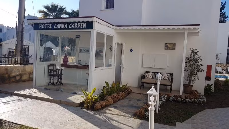 Canna Garden Hotel Adults Only - 2