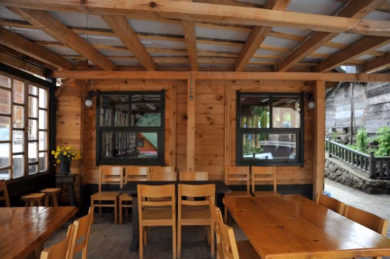 Pilita Bungalov — 7