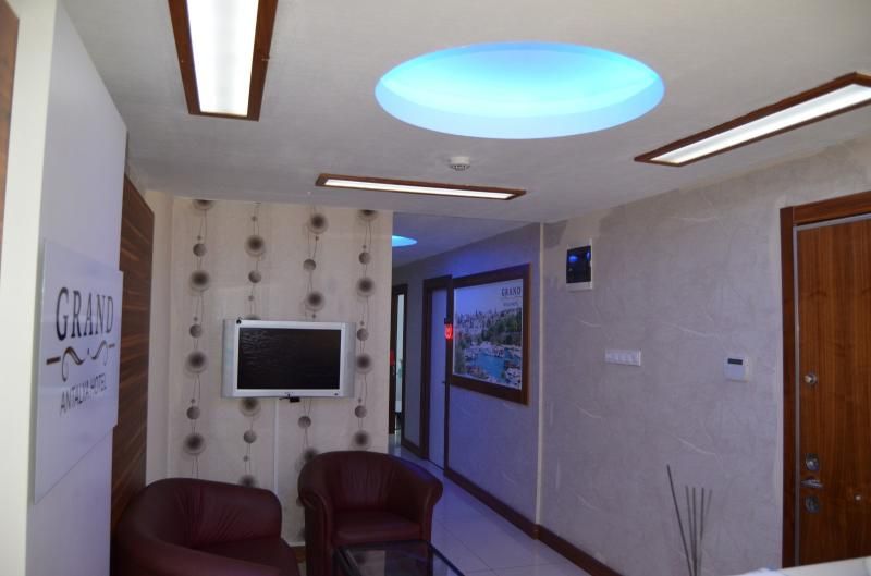 Grand Antalya Hotel - 4