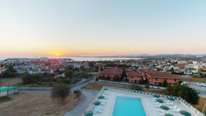 Double Royal Hotel - 3