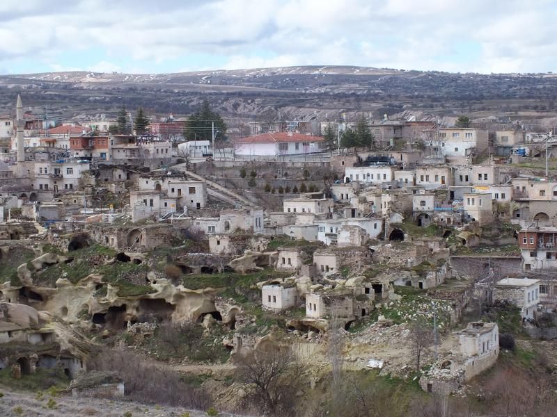Dilek Tepesi Cave Hotel — 8