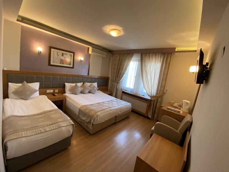 Anzac Hotel - 1