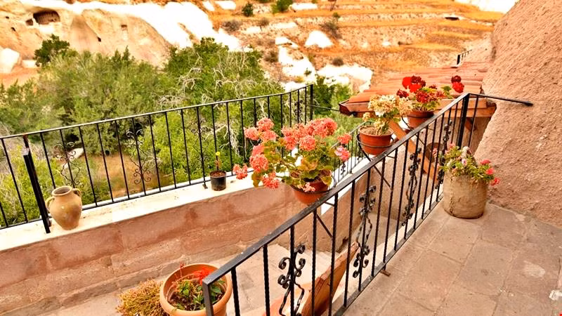Valley Inn Cave Hotel - 3