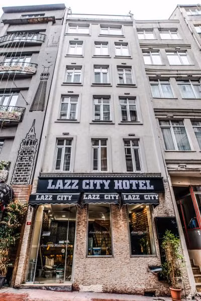 Lazz City Hotel - 4