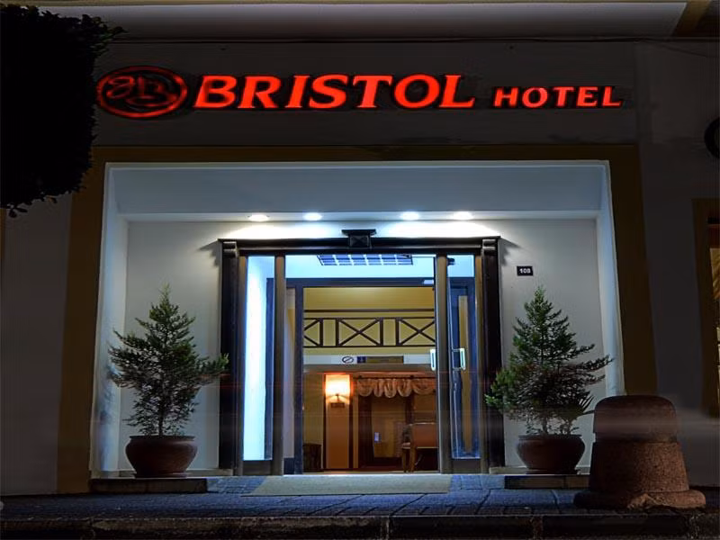 Bristol Hotel Girne - 1