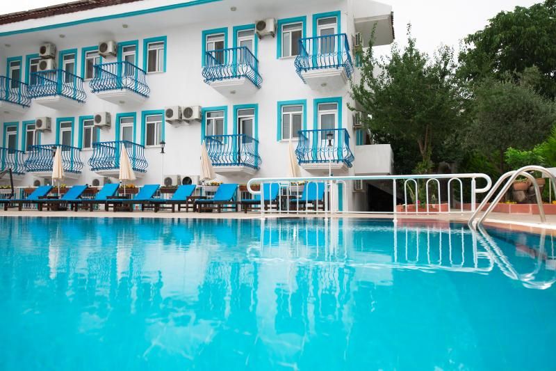 Mavi Yaprak Hotel 
