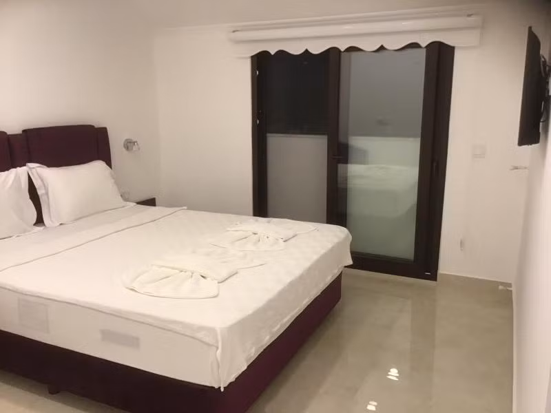 Ala Hotel — 9