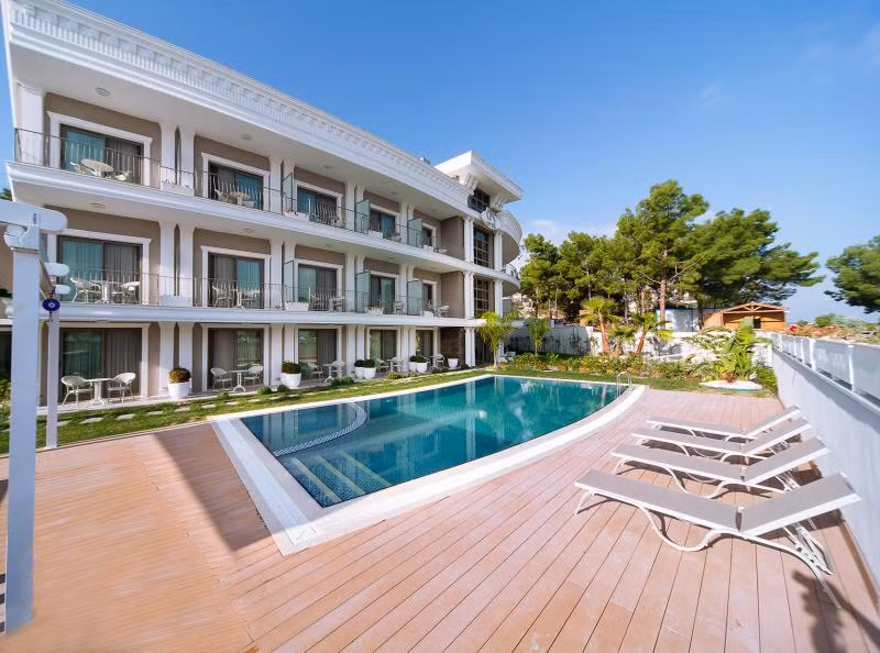 As Otel Çeşme — 9