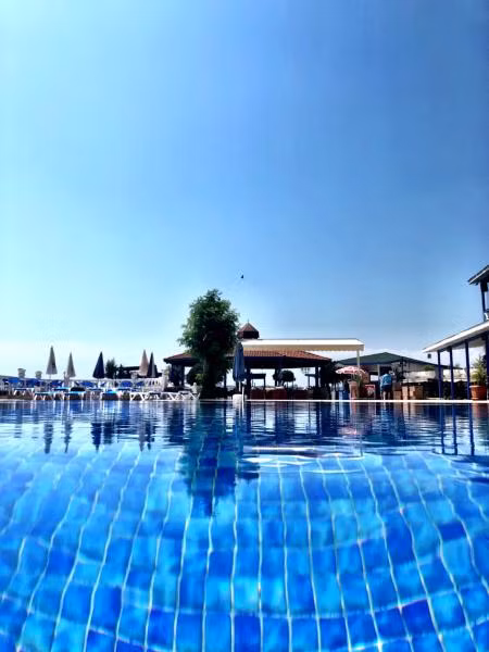 Family Resort Hotel - 2