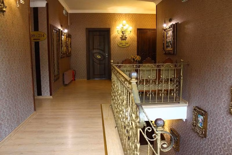 Bella View Art Boutique Hotel — 8