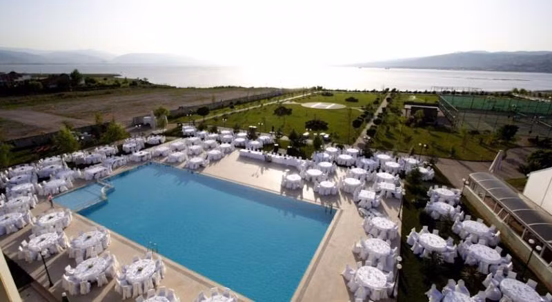 Emex Otel Kocaeli — 8