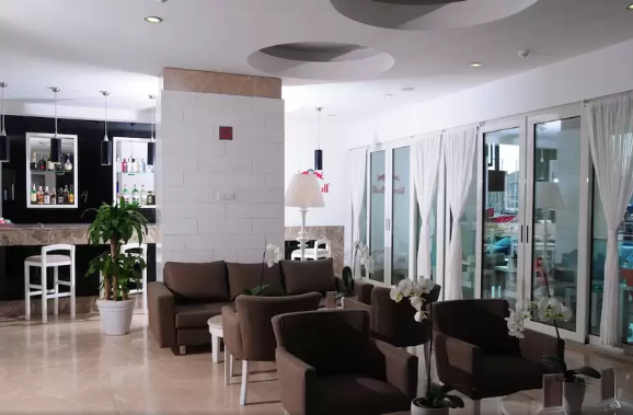 Alesta Yacht Hotel - 4
