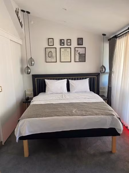 Corner Hot Hotel - 4