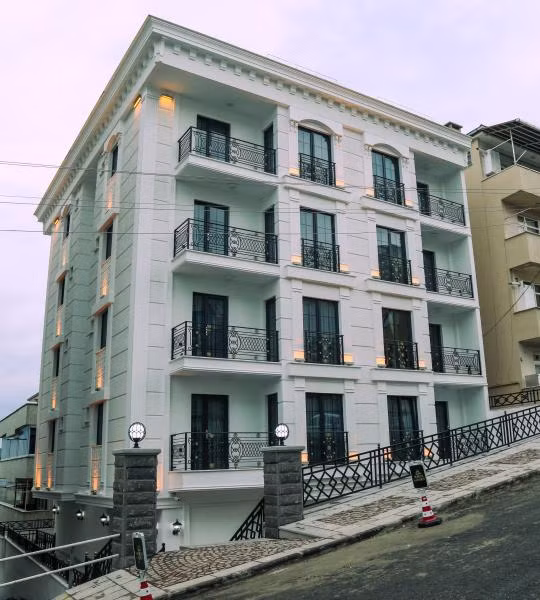 White Golden Suite Hotel - 1