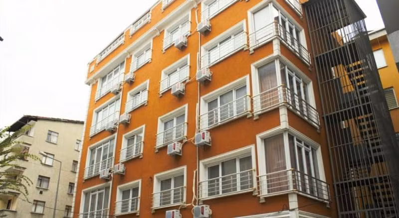 Orange Airport Hotel - 1