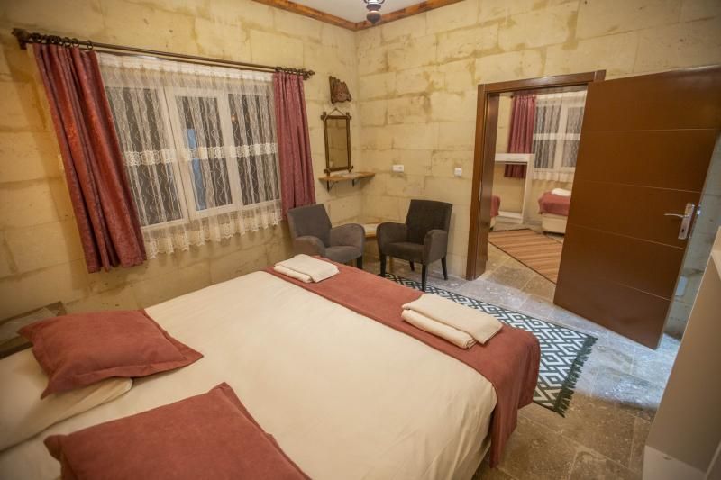 Capiedra Hotel - 3