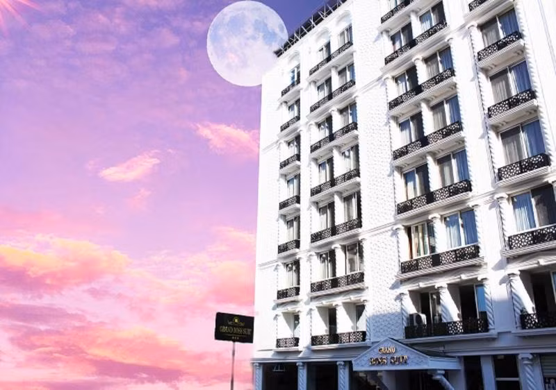 Grand Boss Suit Mersin