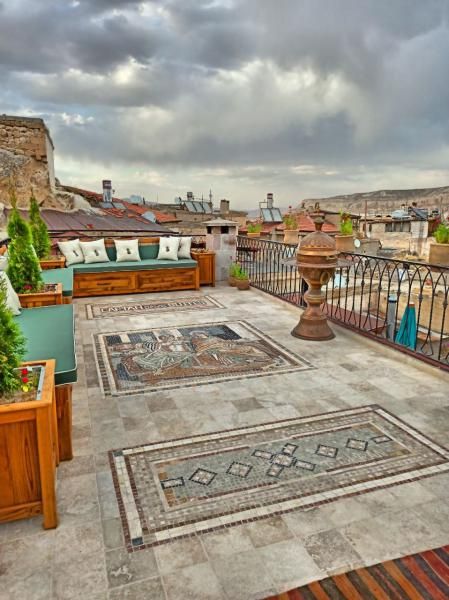 Caftan Cave Suites — 9